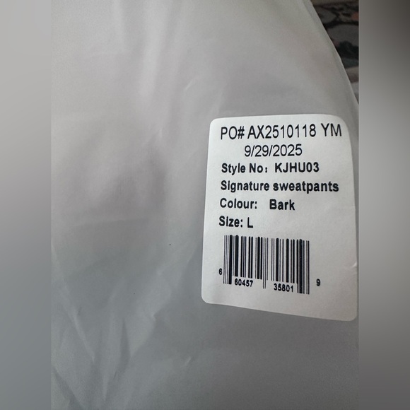 Comfrt nwt signature sweatpants BARK size Large - Picture 4 of 4